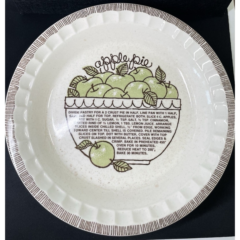 Vintage 1982 Royal China Jeannette Large Deep Dish Recipe Apple Pie Plate Keeper